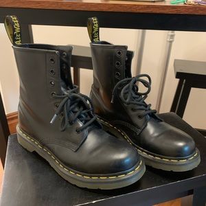 Original black doc martens 9